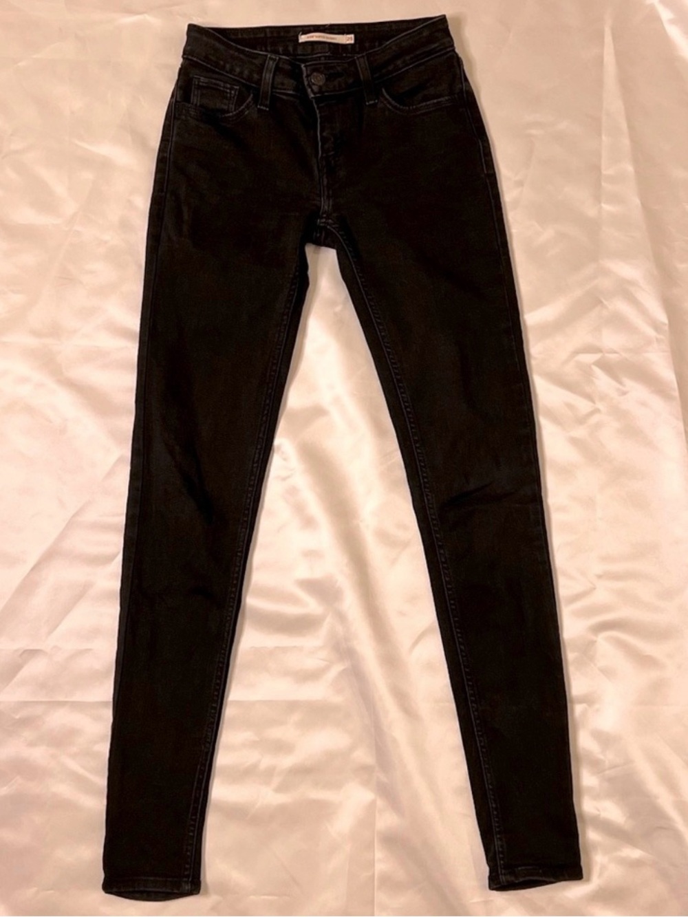 Levi’s 535 Black Women's Skinny Jeans - Size 25